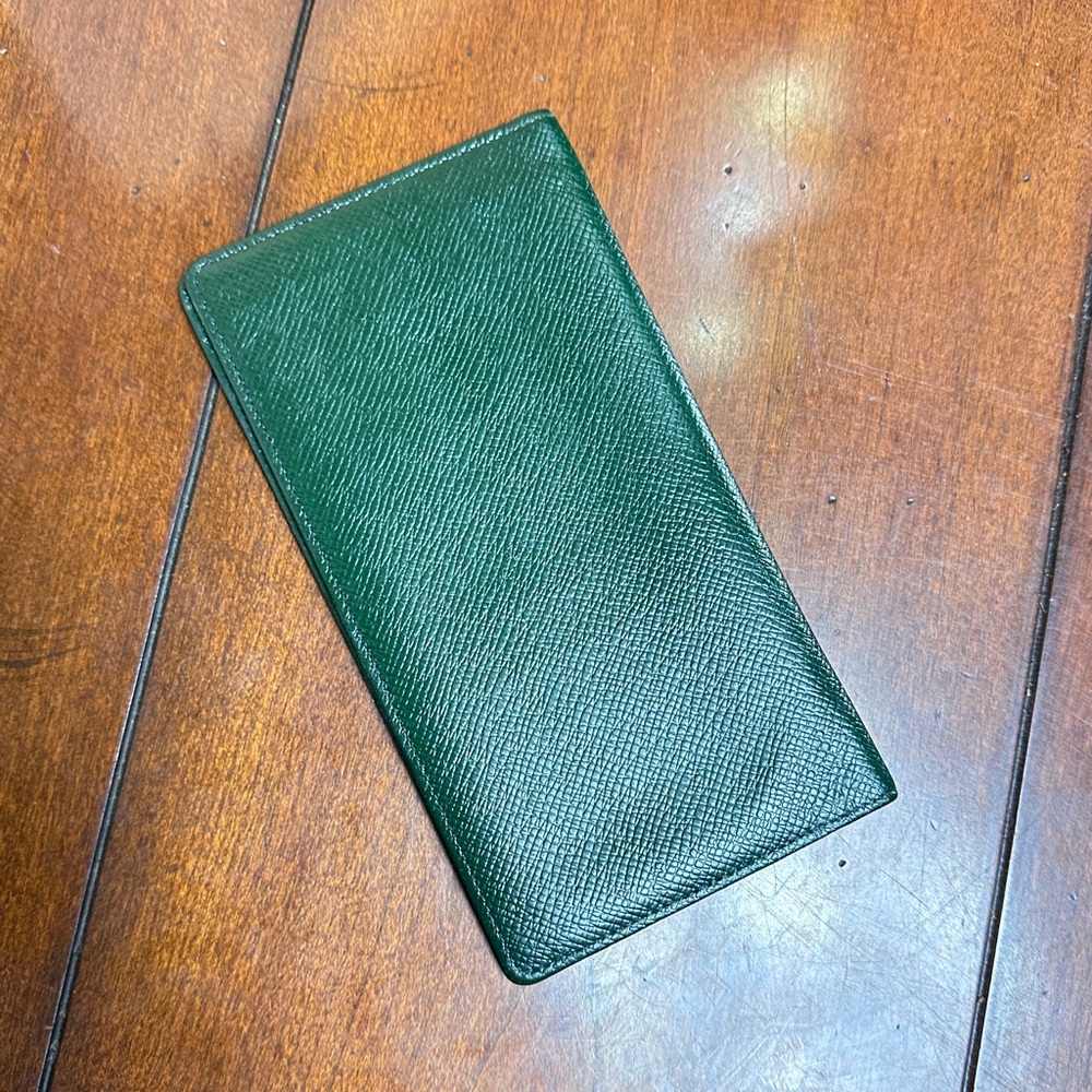 AUTHENTIC Louis Vuitton Taiga wallet.